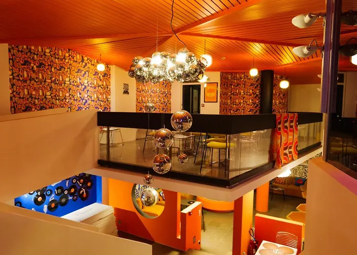 Hyp\'Hotel